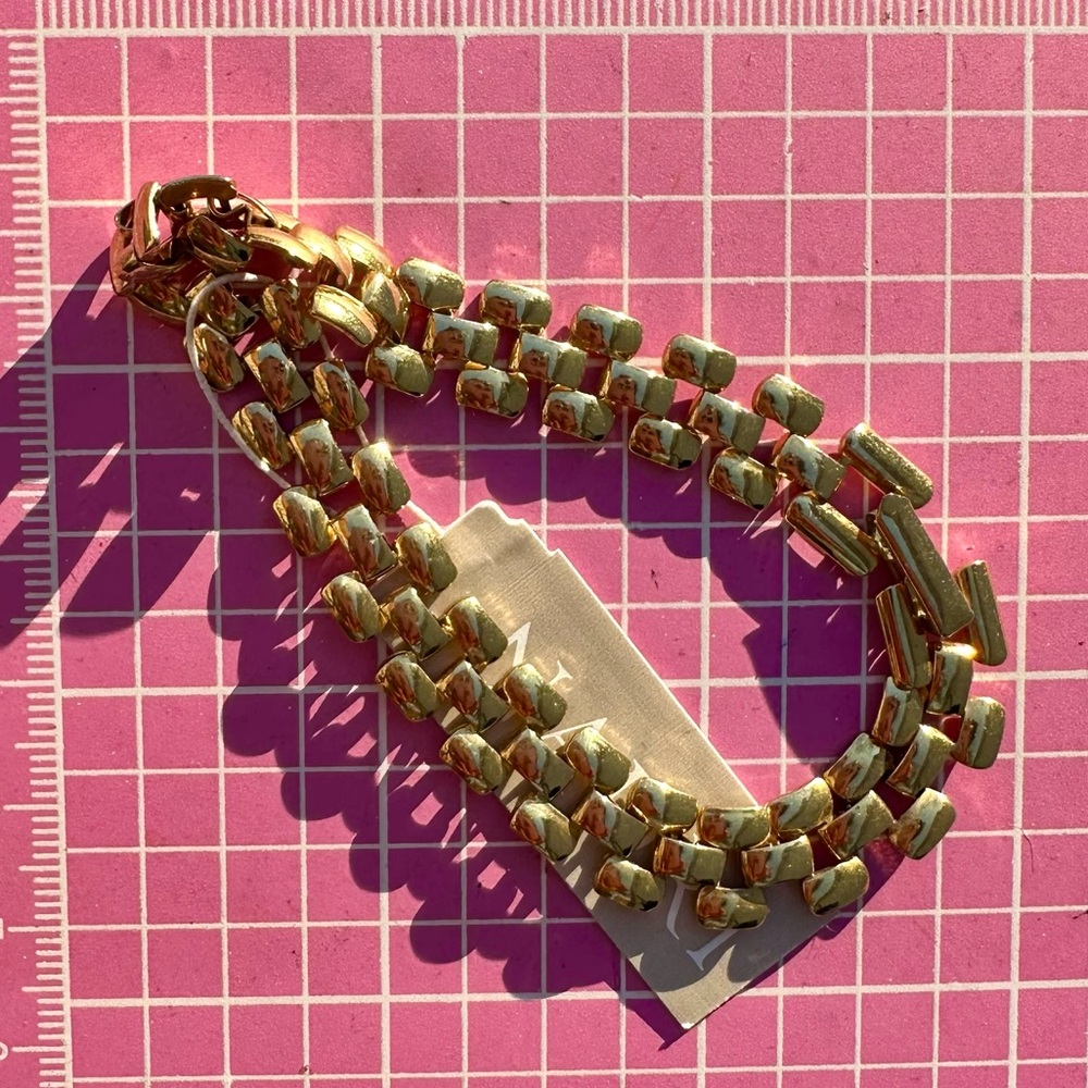 Nadri Matte Brass Cuban Elegant Gold-Tone Bracelet 7” New in 🎁